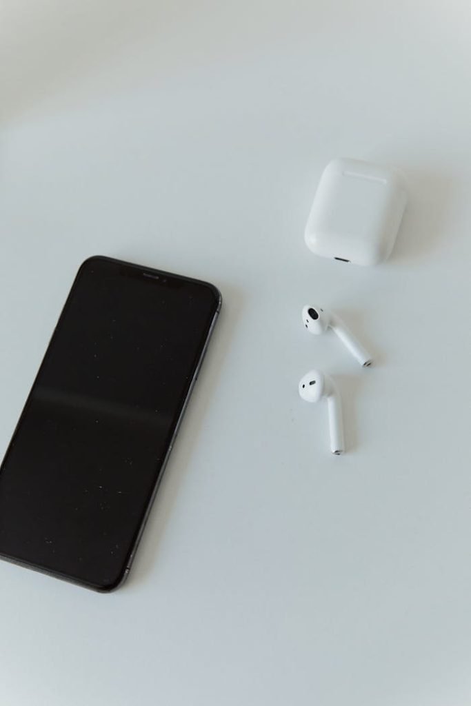 Wireless earbuds and smartphone lifestyle accessories by 3C Nexus.